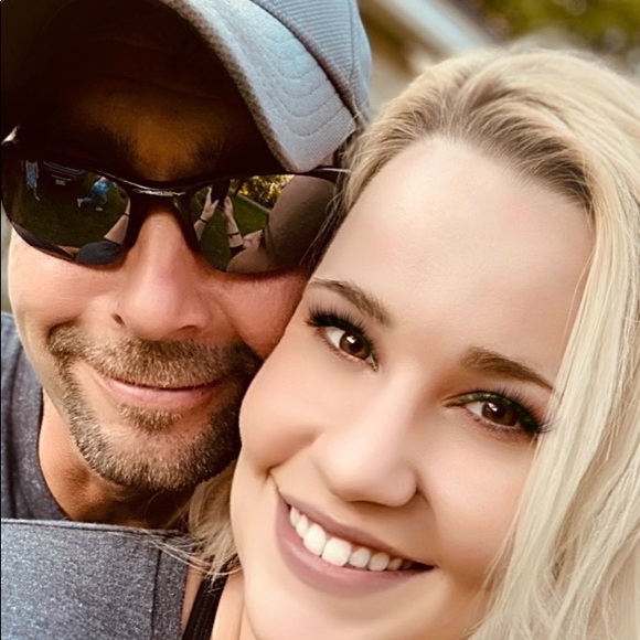 Meet your Posher, Victoria - Picture 1 of 1